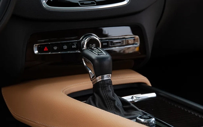 Volvo XC 90 cena 144900 przebieg: 97000, rok produkcji 2019 z Kozienice małe 781